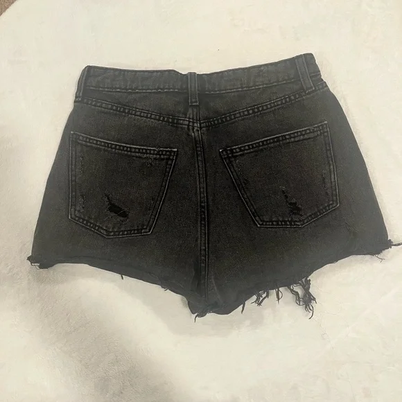 Wild Fable Size 6 Black Super High Rise Cut Off Shorts - Picture 2 of 7